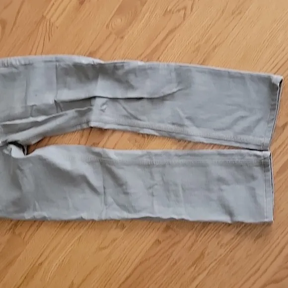 Men's Dearborn Denim khaki 32 30
          
      NWT