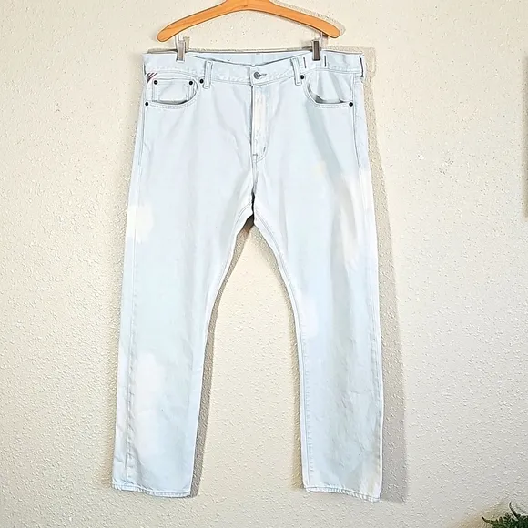 DENIM & Supply Jeans.
