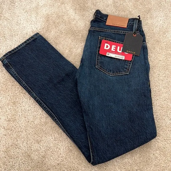 Deus Ex Machina 30/34
          
      NWT