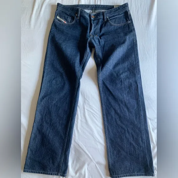 Mens Diesel Larkee Jeans Regular Straight Leg Size 36W 30L