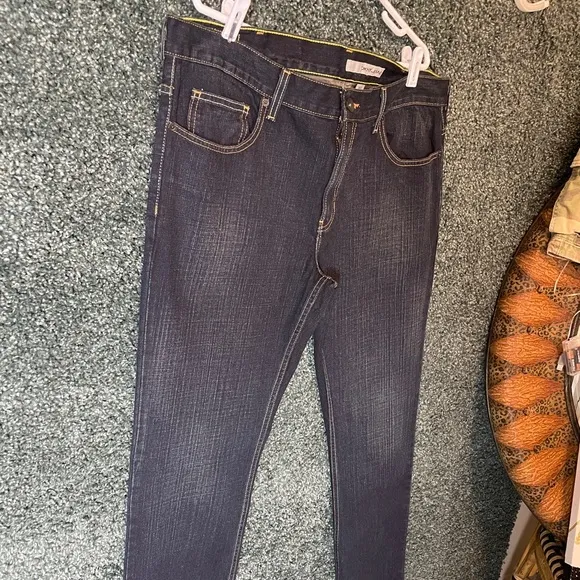 DKNY Williamsburg Jean
