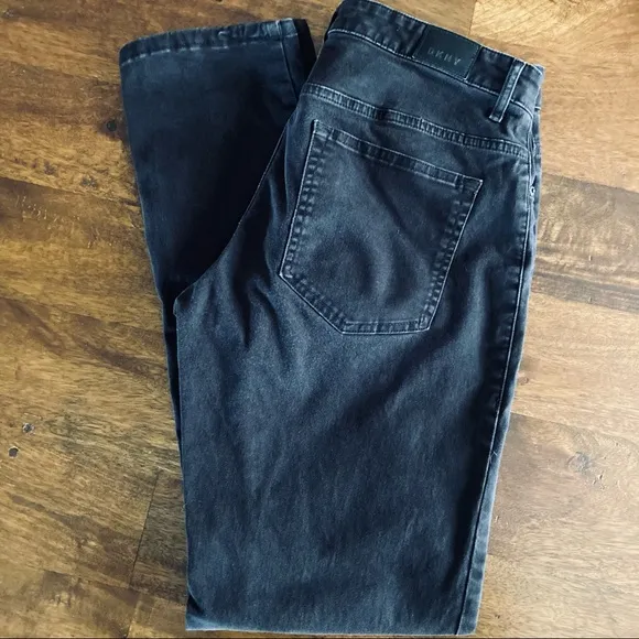 DKNY Men’s Black Slim Straight Jeans W32 x L32