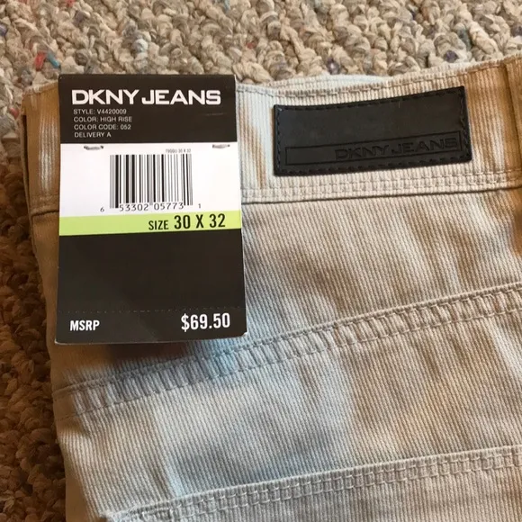 DKNY mens tan jeans
          
      NWT