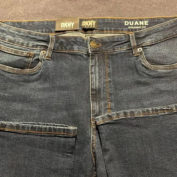 Mens dkny straight leg. jeans
          
      NWT