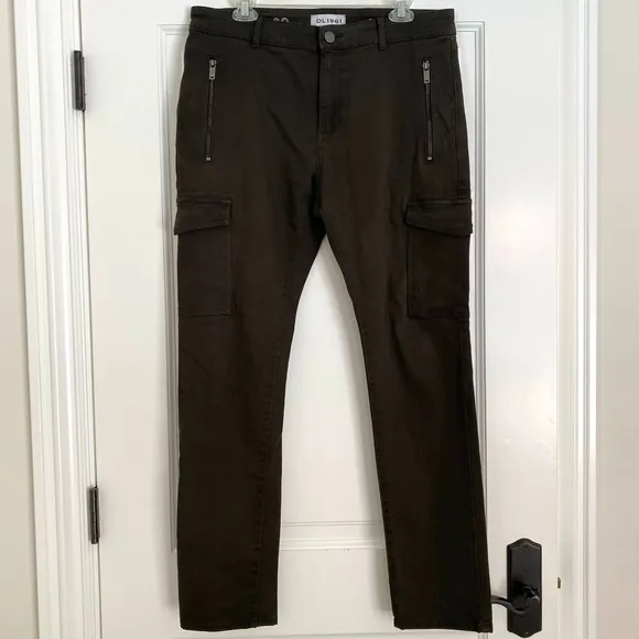 NWOT DL1961 Cooper Cargo Jeans - 33x31