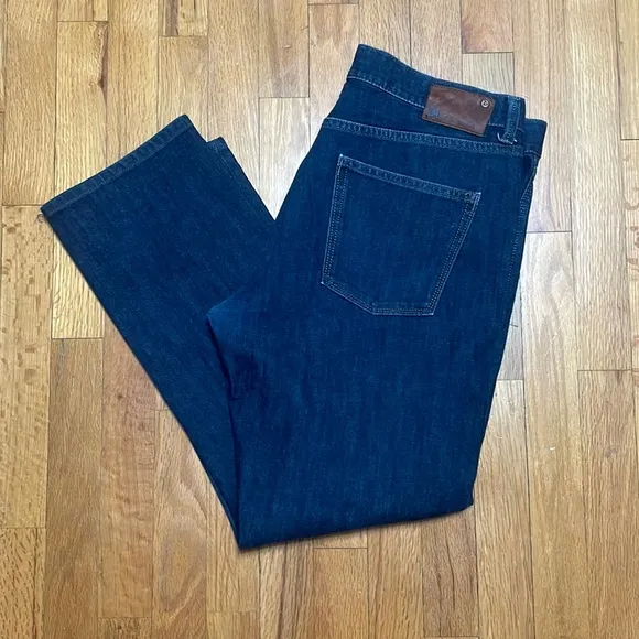 DL1961 Russell Straight size:34