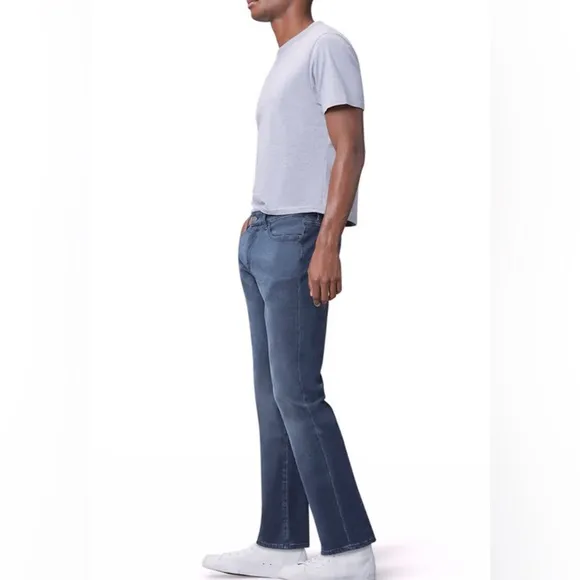 DL1961 Russell Slim Straight Jeans with Distressed Knees Size 29
