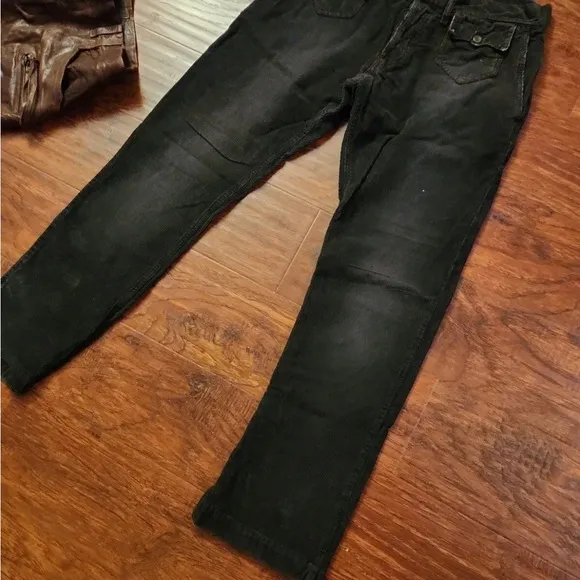 Dolce and Gabbana faded button fly corduroy jeans. size 48. inseam 31