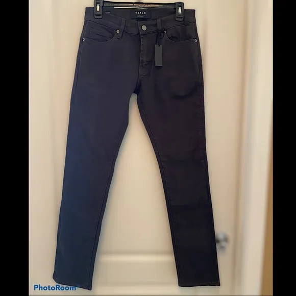 DSTLD Skinny Jeans
          
      NWT