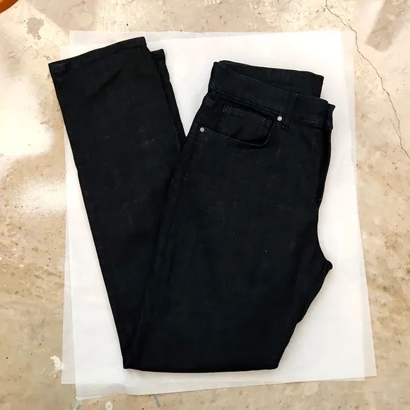 DSTLD Slim Dark Wash Jean