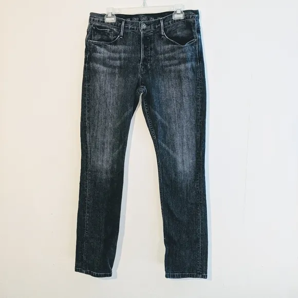 Ernest sewn skinny leg jeans size 33