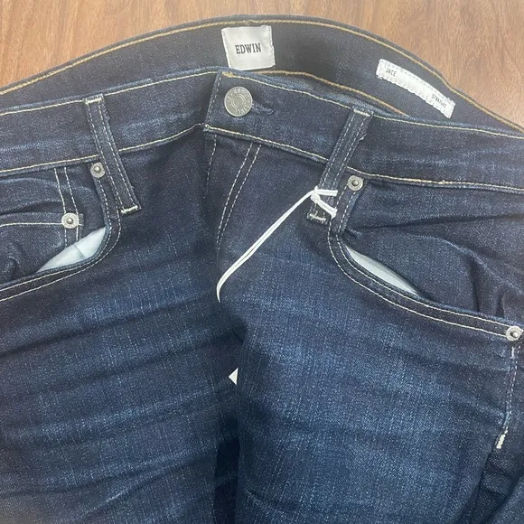 Men’s Edwin Straight “Jace” blue jeans SZ 31 New
          
      NWT