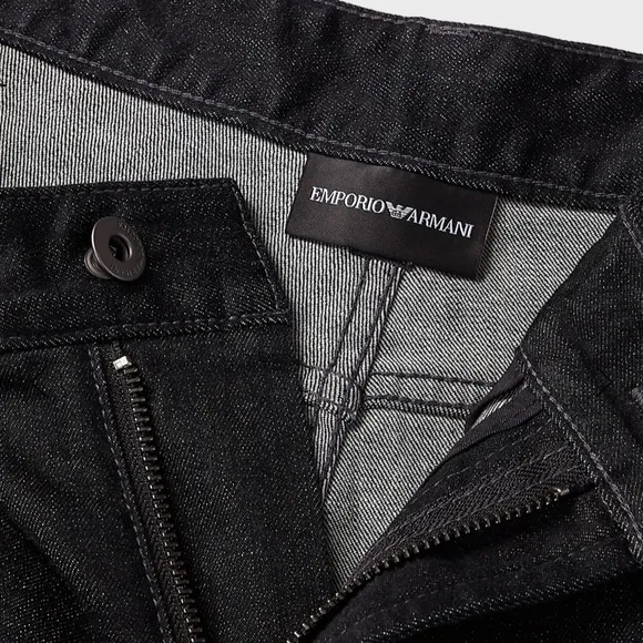 Men’s black jeans
          
      NWT