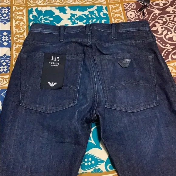 Waist is to small for me
          
      NWT