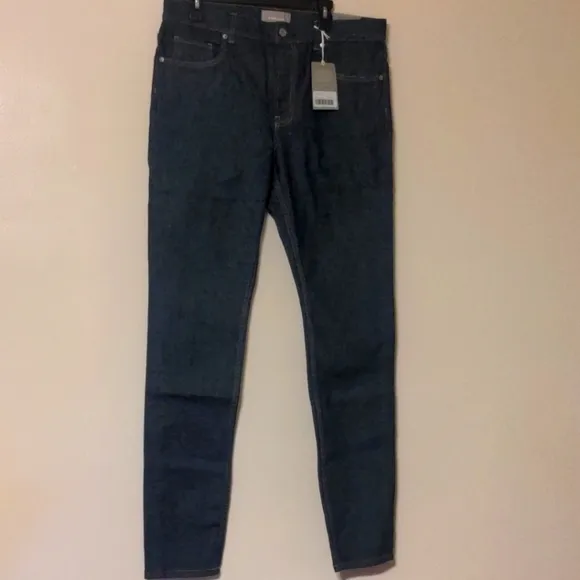 everlane skinny fit jeans dark indigo rinse 35x34
          
      Boutique