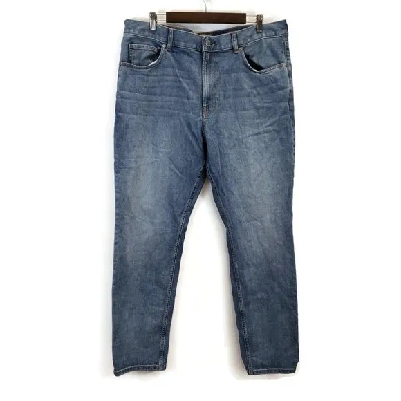 Everlane Mens Light Wash Blue Denim Jeans Size 40X32 Whiskered Straight Leg