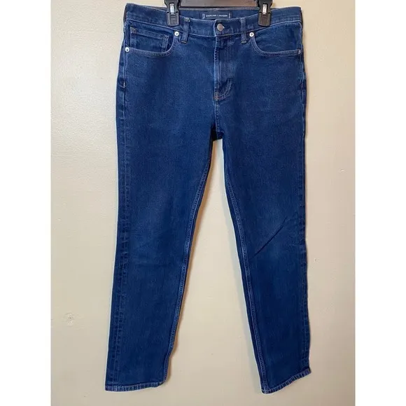 everlane uniform relaxed straight jeans