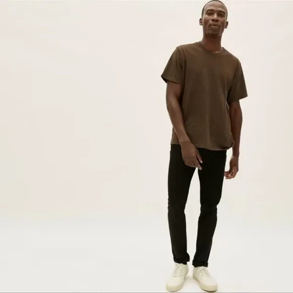 Everlane The Slim 4-Way Stretch Organic Jean | Uniform in Black Size: 34x34 NWT
          
      NWT