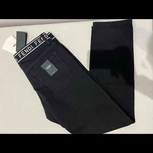 FENDI MENS EMBROIDERED BLACK JEANS SIZE:36/34 BRAND NEW
          
      NWT