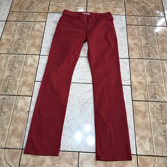Fidelity size 31 x34
          
      NWT