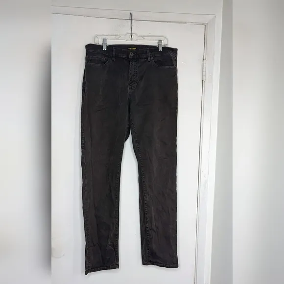 Flint & Tinder • Straight Fit jeans
