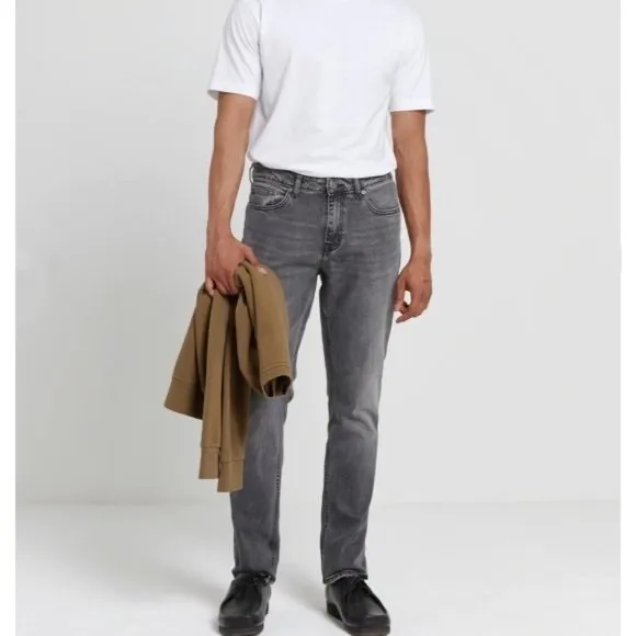 FRANK AND OAK The Dylan Slim Jean in Washed Gray Size 33