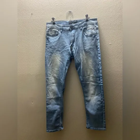 Mens Free Planet size 34x30 light wash jeans