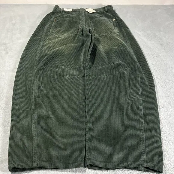We The Free Corduroy Beyond Baggy Jeans Womens 25 29x25 Barrel Hamilton JNCO
              
      NWT