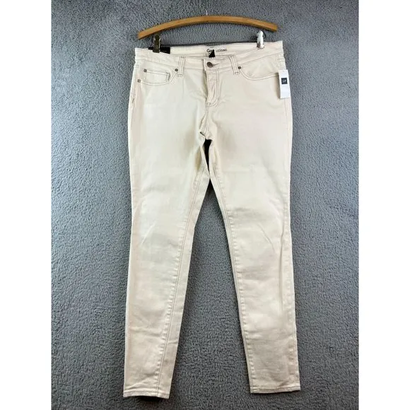 New GAP Women's Legging jean Slim size 8/29R
          
      NWT