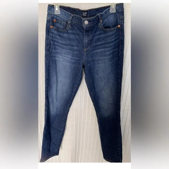 GAP Authentic True Skinny Jeans -Size 30R Medium Wash