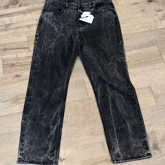 Mens Givenchy Faded Straight Leg Jeans Black 38
          
      NWT