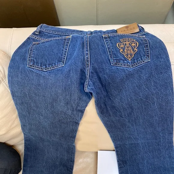 Gucci mens dark blue jeans size 32 euro 48