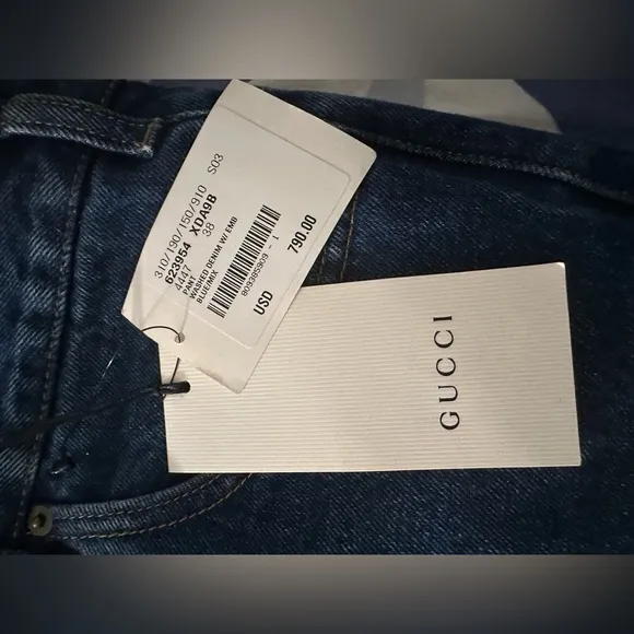 Gucci jeans brand new
          
      NWT