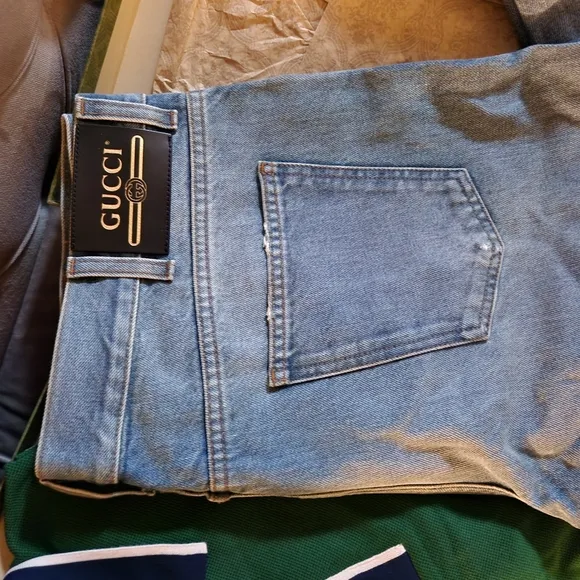 Gucci distressed jeans size 40 perfect condition