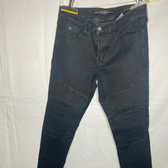Used Guess men’s jeans black size 33 slim tapered