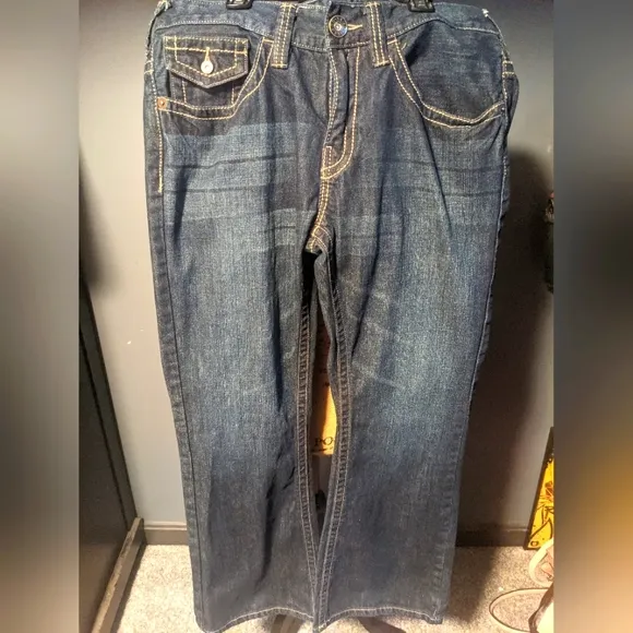 ☃️ Guess, Men's Relaxed Boot Cut, Rancho Fit Jeans, Size 34x32