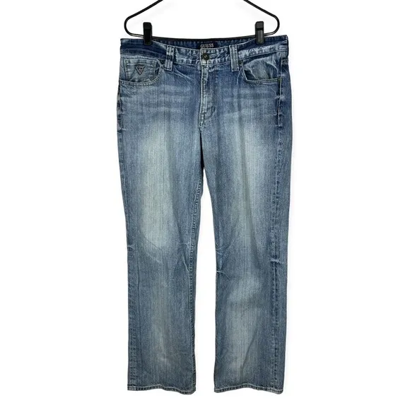 GUESS Men's Desmond Relaxed Fit Straight Jeans Denim Light Wash Size 34x30
