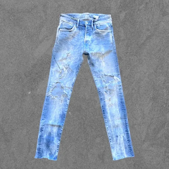 H&M Bleach Rinse Ripped Cut-off Skinny Jeans