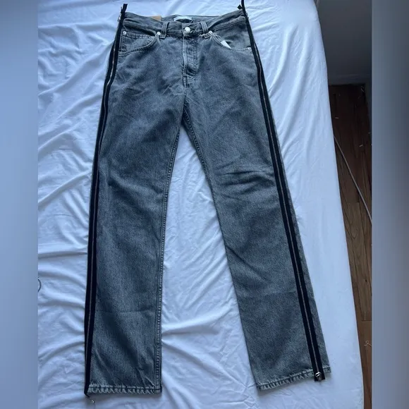 helmut lang hi masc zipper jeans size Men’s 33 Gray Light wash Msrp $495
          
      NWT