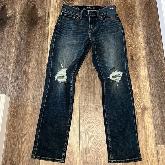 NWT HOLLISTER California Slim Straight Ripped Hollister Advanced Stretch Jeans
          
      NWT