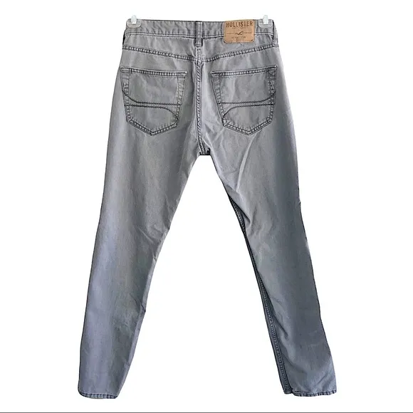 Hollister Men’s Gray Button Fly Jeans Size 29/30.