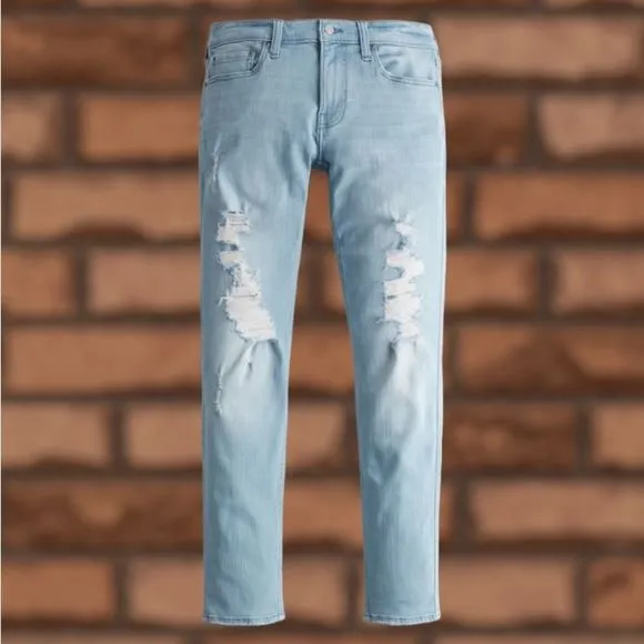 NWT - Hollister Men’s Ripped Light Wash Skinny Jeans (W28 X L34)
          
      Boutique