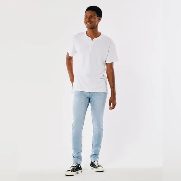 Hollister men’s skinny jeans
          
      NWT