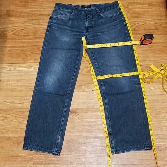 VINTAGE BOSS JEANS 34