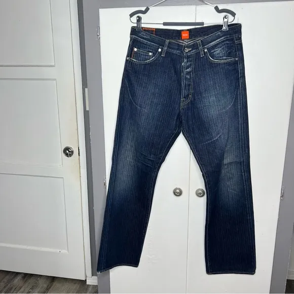 Boss Hugo Boss straight leg jeans 34x32