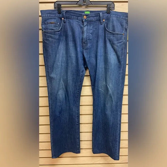 HUGO BOSS GREAT LOOKING MEN JEANS SIZE 40 INSEAM 30