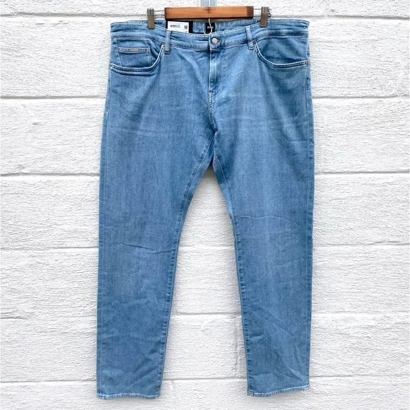 Hugo Boss Mens Slim Fit Cashmere Touch Italian Denim Jeans New
          
      NWT