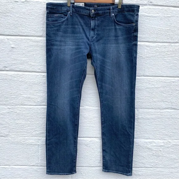 Hugo Boss Delaware Slim Fit Jeans W40 L32 New
          
      NWT