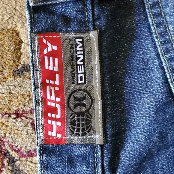 VINTAGE - Hurley Movement Denim- size 28 waiste 27 long dark blue