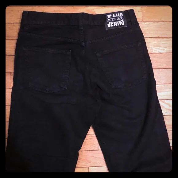 Vintage Iceberg Men’s Black Jeans